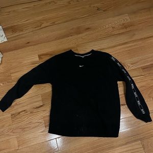 Black Nike crewneck